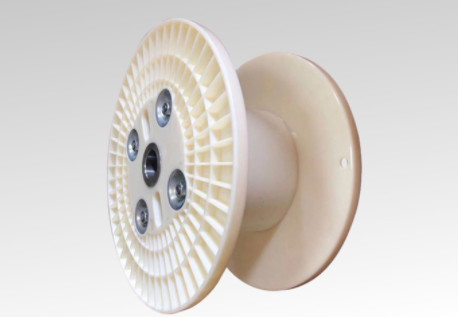 Máquina plástica composta do fio do cabo de Bobbin Spool Reel For Electric do enrolamento PN300