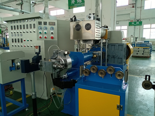 Equipamento de fabricação de alimentação automático do cabo da máquina do fio de /copper do silicone