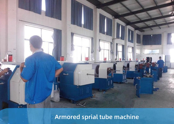Máquina de aço de Armoring da espiral da tira 8KW para o cabo ótico da fibra
