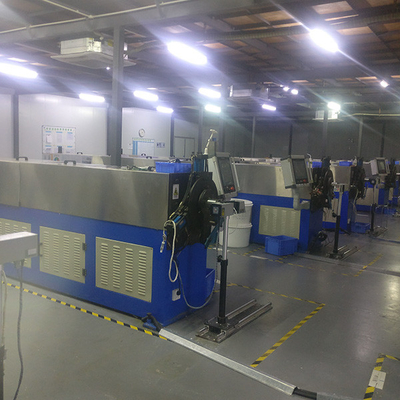 Tipo horizontal máquina do fio de PTFE da extrusão do impulso